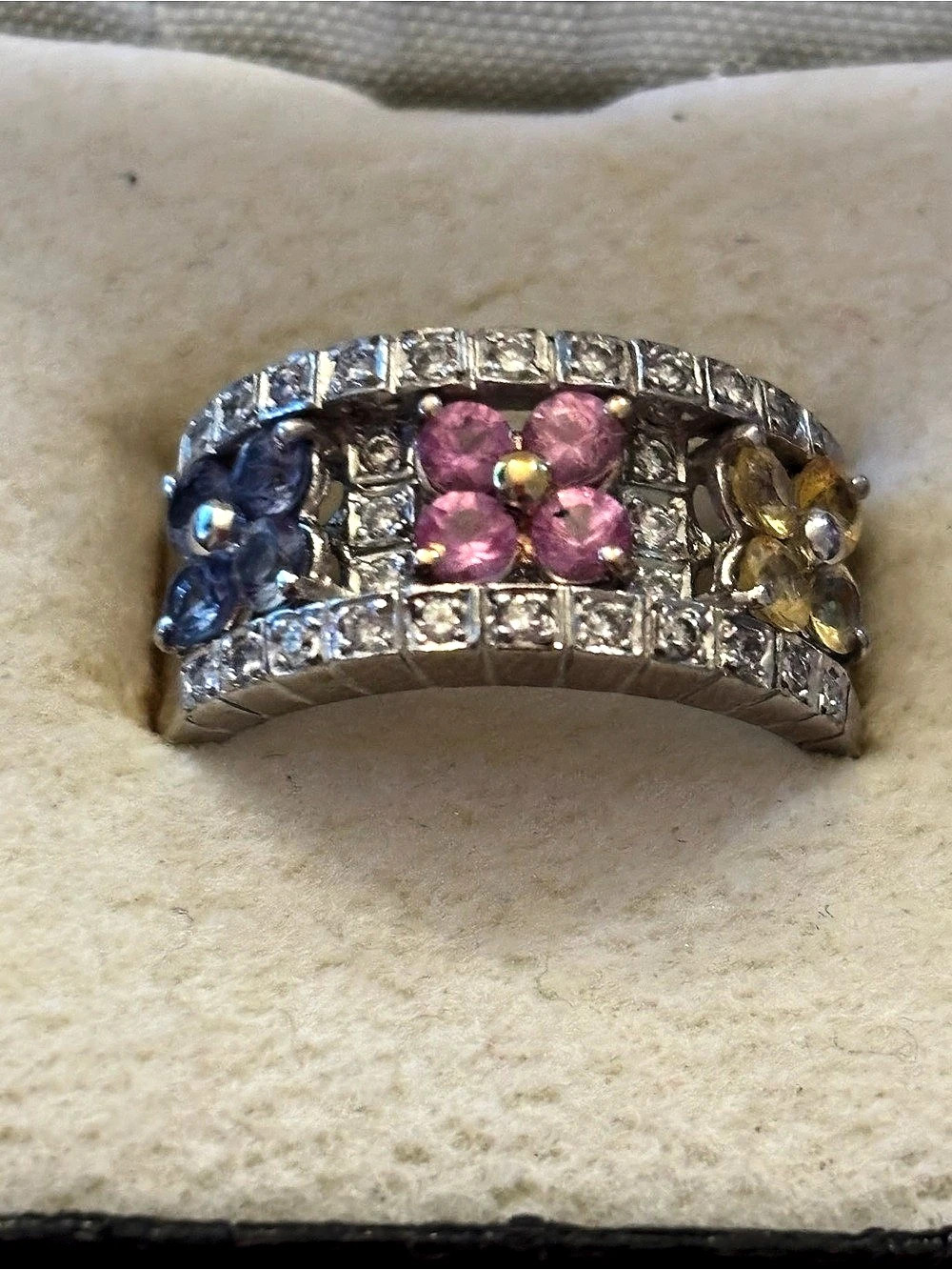 Sapphire & Diamond 18K White Gold Ring Size 7.5